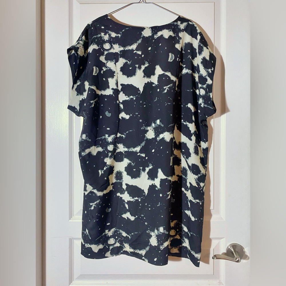 SEQUINZE black and white splotchy mini dress size 8